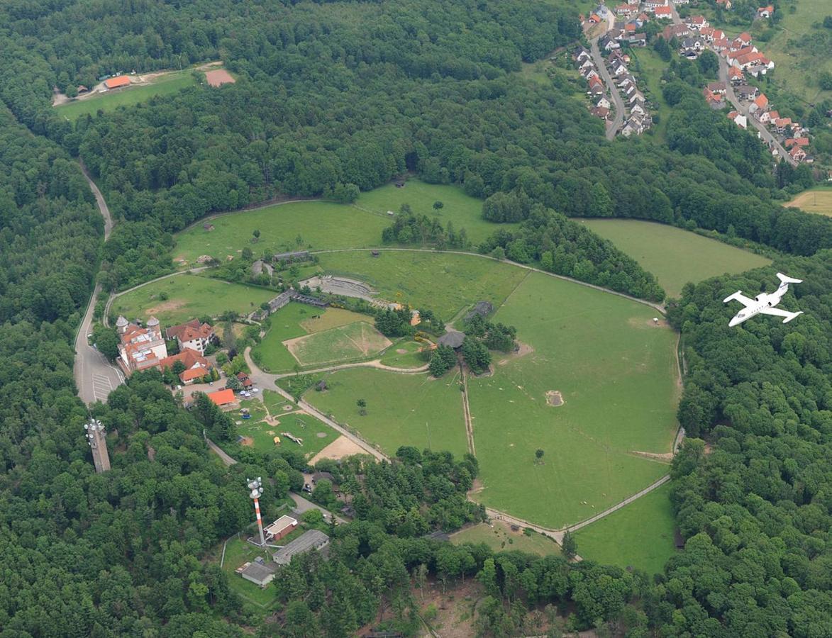 Luxus Appartement Im Schloss Fockelberg Bagian luar foto