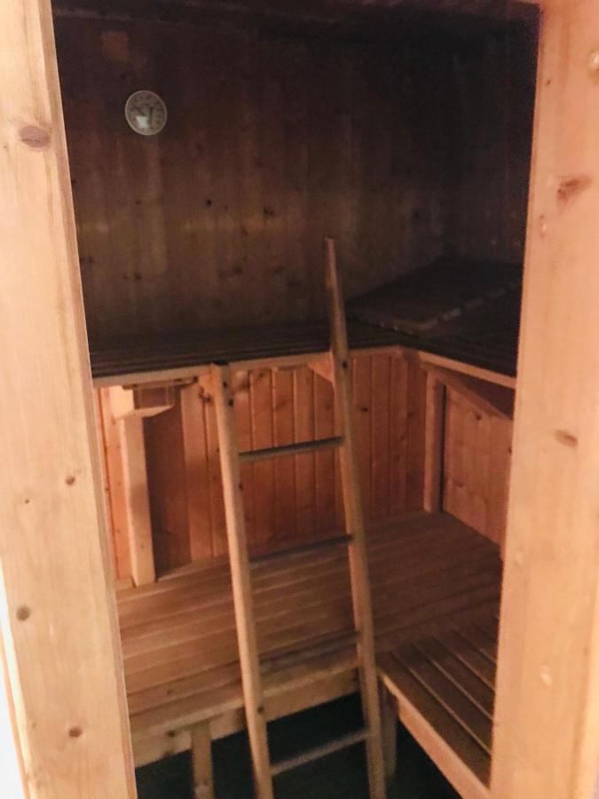 Luxus Appartement Im Schloss Fockelberg Bagian luar foto